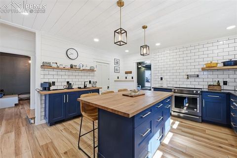 Tiny photo for 937 E Costilla Street, Colorado Springs, CO 80903 (MLS # 7963670)