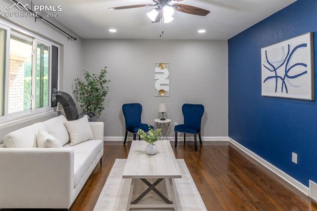 533 Griffith Way
