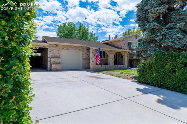 533 Griffith Way