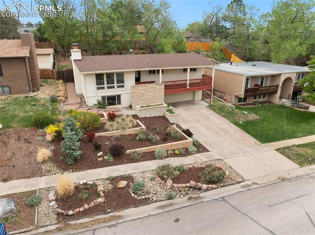 813 Panorama Drive