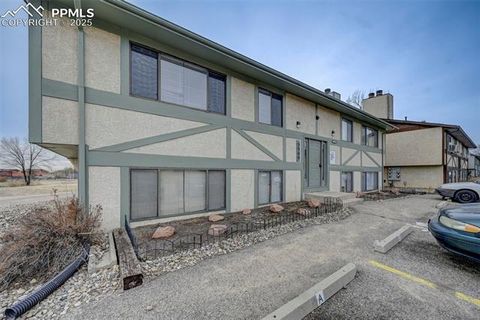 5560 Bowden Loop Colorado Springs CO 80915