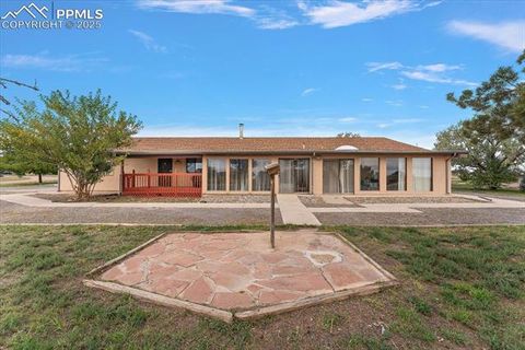 Photo of 497 S Avenida Del Oro, Pueblo, CO 81007 (MLS # 8777669) Photo of 497 S Avenida Del Oro, Pueblo, CO 81007 (MLS # 8777669)