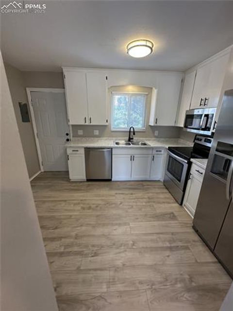 Tiny photo for 2717 King Street, Colorado Springs, CO 80904 (MLS # 5511074)