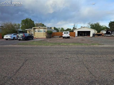 Photo of 722 S Dante Drive, Pueblo West, CO 81007 (MLS # 1176825)