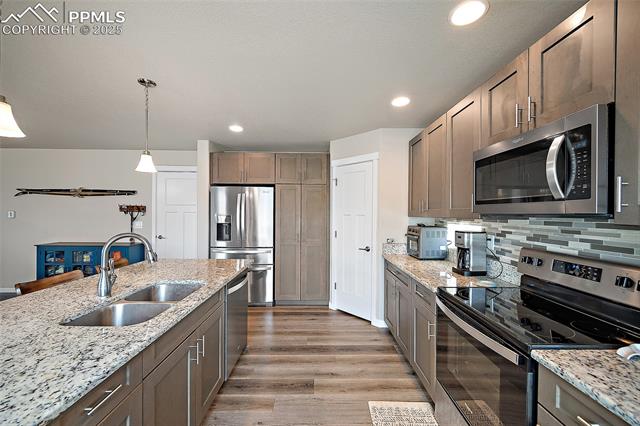 4928 Wolf Moon Drive