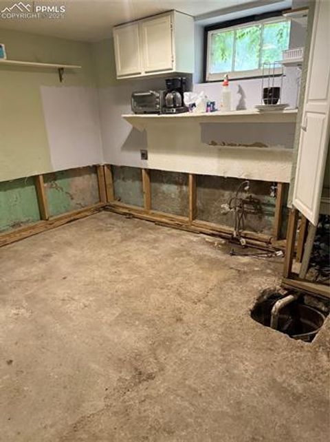 Tiny photo for 947 E Costilla Street, Colorado Springs, CO 80903 (MLS # 3551317)