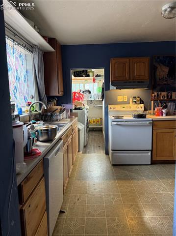 947 E Costilla Street