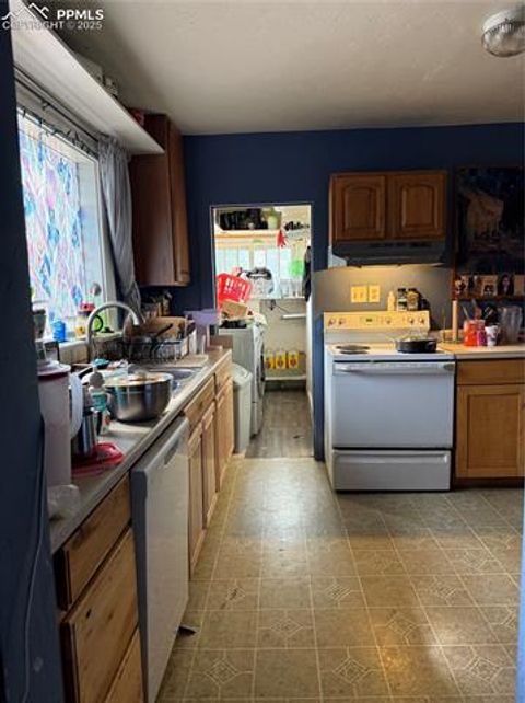 Tiny photo for 947 E Costilla Street, Colorado Springs, CO 80903 (MLS # 3551317)