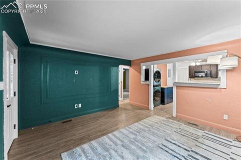 Tiny photo for 917 E Cimarron Street, Colorado Springs, CO 80903 (MLS # 3520705)