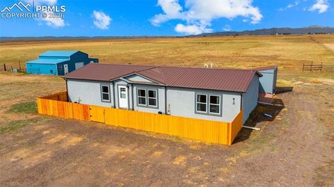 Photo of 810 Awesome View, Yoder, CO 80864 (MLS # 7874062)