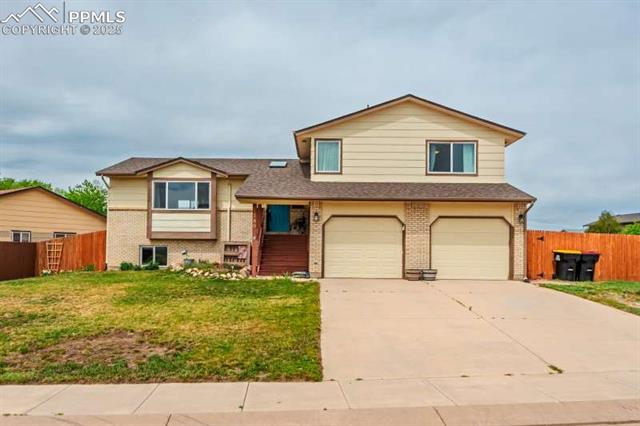 780 Foxwood Drive