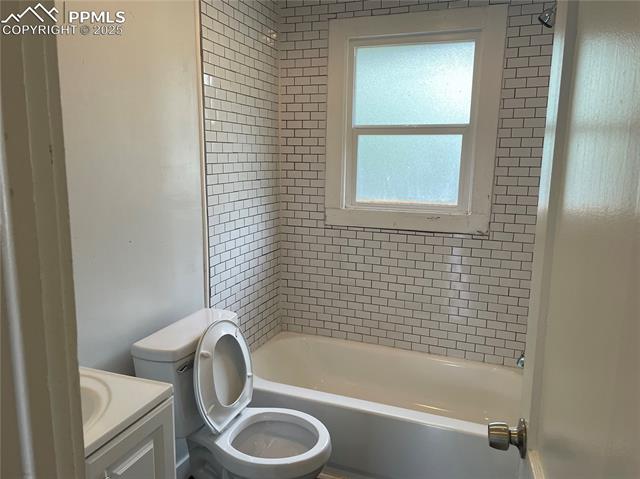 1540 E 13th Street