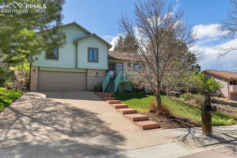 1045 Golden HIlls Road Colorado Springs CO 80919