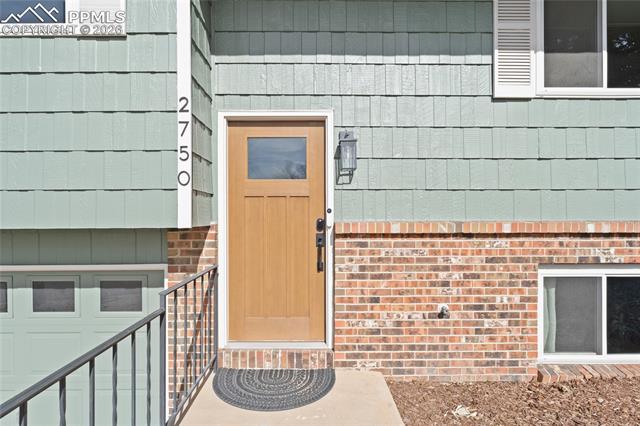 2750 Maroon Bells Avenue