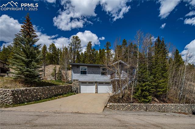 1803 Ridgeview Drive