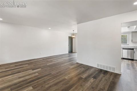 Tiny photo for 5419 Gardenia Circle, Colorado Springs, CO 80918 (MLS # 3869171)