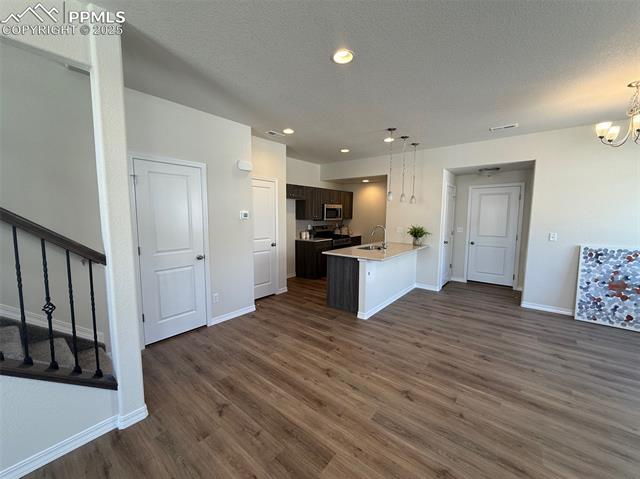 7720 Herard View