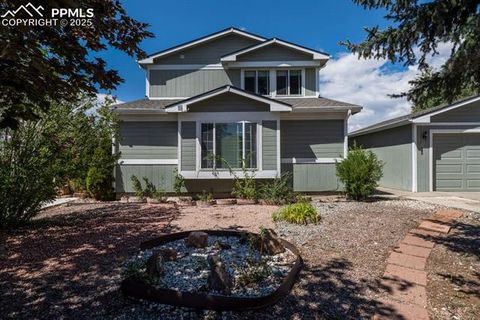 Photo of 2840 Frazier Lane, Colorado Springs, CO 80922 (MLS # 8211637)