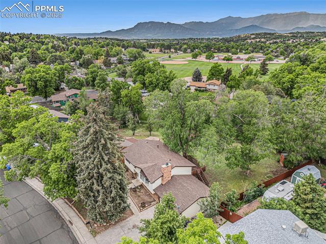 4540 Debonair Circle