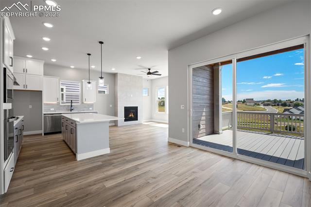 4435 Peak Crest View