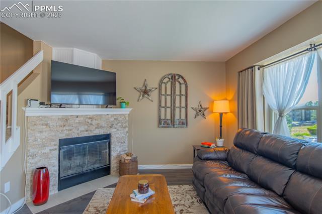 3915 Smoke Tree Drive