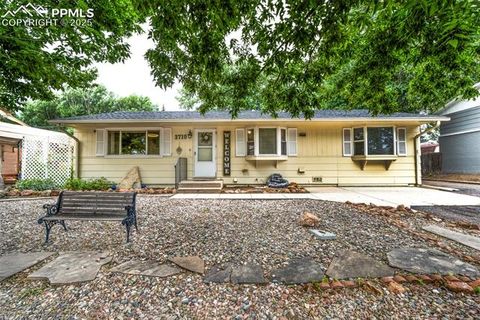 Photo of 3710 Windflower Circle, Colorado Springs, CO 80918 (MLS # 5397744) Photo of 3710 Windflower Circle, Colorado Springs, CO 80918 (MLS # 5397744)