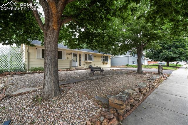 3710 Windflower Circle