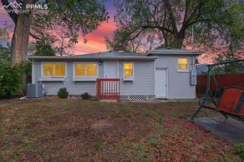 Tiny photo for 812 N Institute Street, Colorado Springs, CO 80903 (MLS # 8879201)
