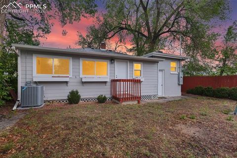 Tiny photo for 812 N Institute Street, Colorado Springs, CO 80903 (MLS # 8879201)