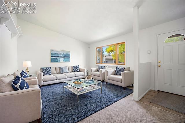 4615 N Enchanted Circle