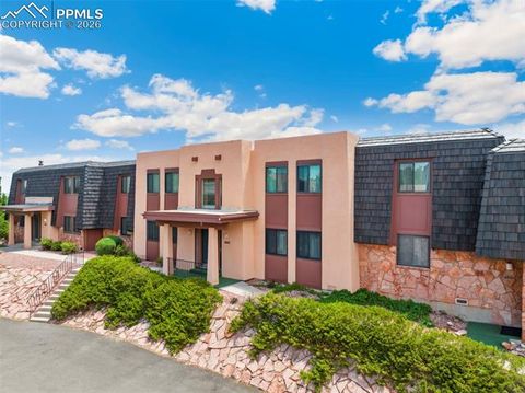 Photo of 2927 Mesa Road #C, Colorado Springs, CO 80904 (MLS # 7190288)