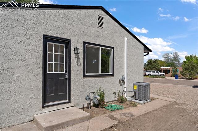 1213 Belmont Avenue