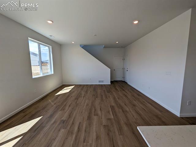 9367 Golden Buffs Drive