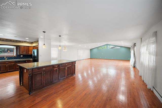 2505 Avondale Drive