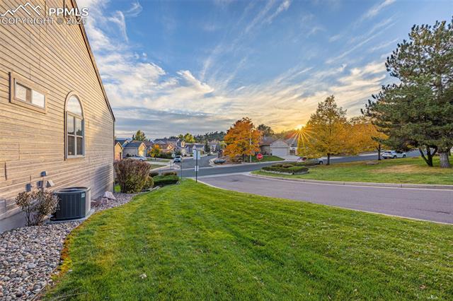 2562 Blazek Loop