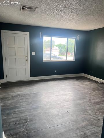 785 Harrow Court