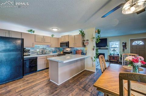 Tiny photo for 813 San Gabriel Place, Colorado Springs, CO 80906 (MLS # 4414933)