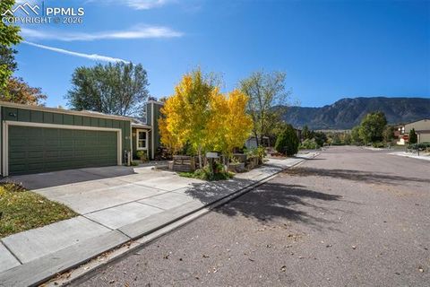 Tiny photo for 813 San Gabriel Place, Colorado Springs, CO 80906 (MLS # 4414933)