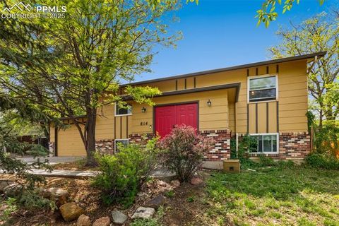 814 Paradise Lane Colorado Springs CO 80904