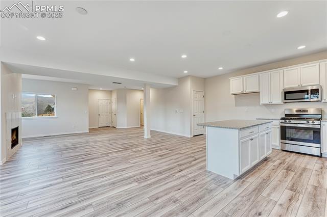 4266 Orchid Street