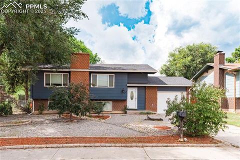 Photo of 648 Syracuse Street, Colorado Springs, CO 80911 (MLS # 7226201)