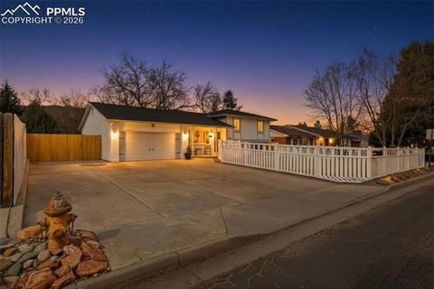 Photo of 2120 Woodburn Street, Colorado Springs, CO 80906 (MLS # 7773375)