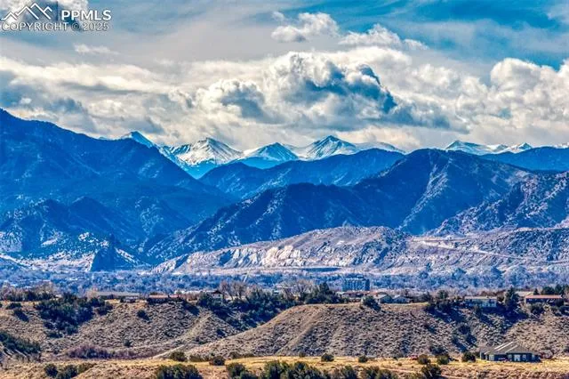 Canon City, Colorado 81212, United States, 4 Bedrooms Bedrooms, ,4 BathroomsBathrooms,Residential,Pending,105