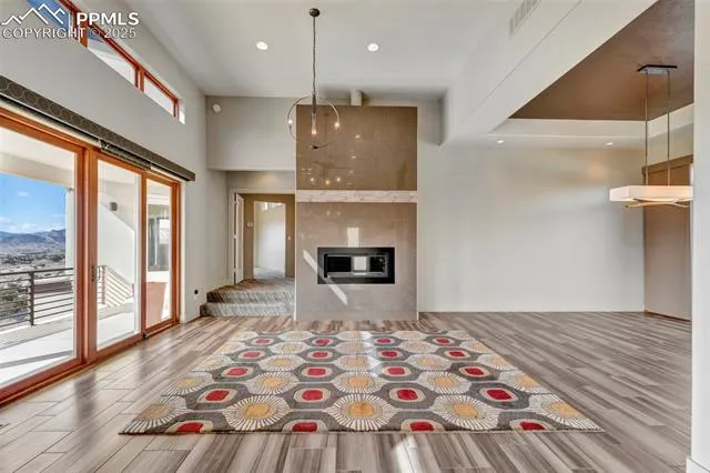 Canon City, Colorado 81212, United States, 4 Bedrooms Bedrooms, ,4 BathroomsBathrooms,Residential,Pending,105