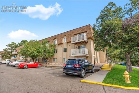 Photo of 7455 E Quincy Avenue #204, Denver, CO 80237 (MLS # 2956608)