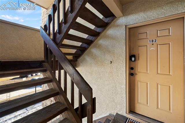 814 Tenderfoot Hill Road 102