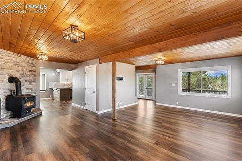 Tiny photo for 255 Midnight Lane, Florissant, CO 80816 (MLS # 9802374)