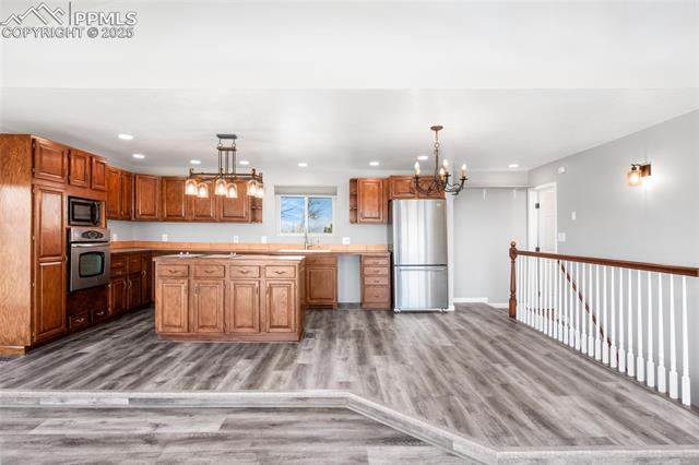 13055 Woodlake Road