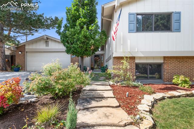 4220 Cromwell Court