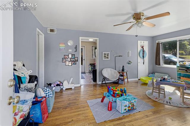 406 Glen View Court